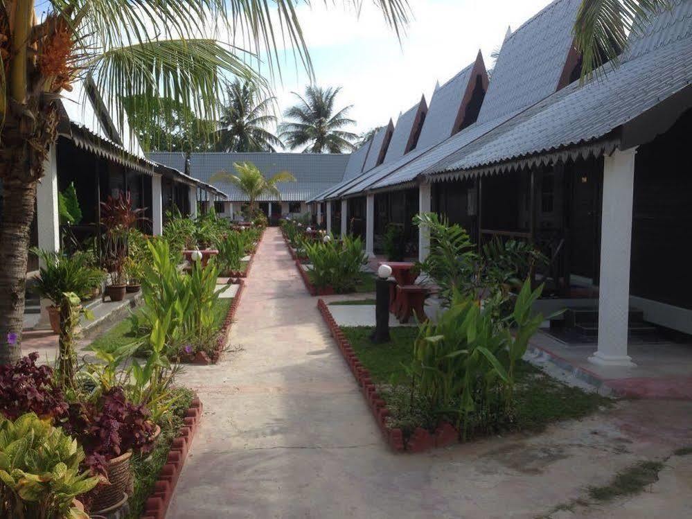 Rasa Senang Villa -Islam Guest Only Pantai Cenang  Exteriér fotografie
