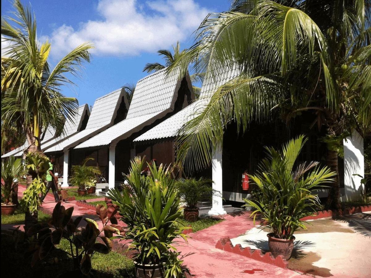 Rasa Senang Villa -Islam Guest Only Pantai Cenang  Exteriér fotografie
