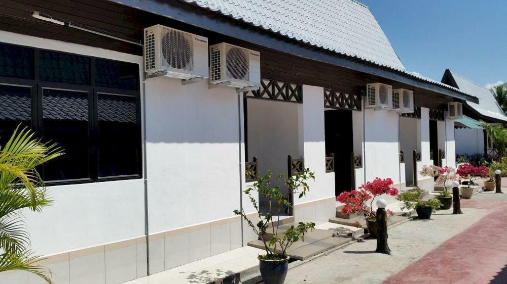Rasa Senang Villa -Islam Guest Only Pantai Cenang  Exteriér fotografie